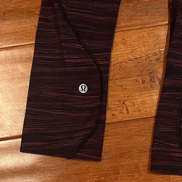 Lululemon Run The Day Crop Size 2 - Picture 10 of 11